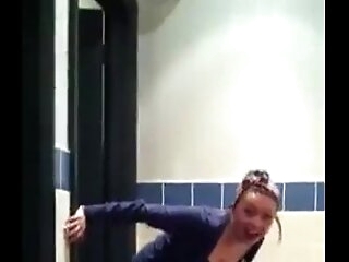 She Almost Got Rancid Peeing Overhead Starbucks Toilet Floor - hotpeegirls.com