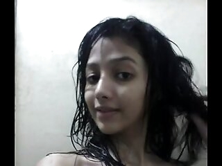 indian beautiful indian girl with lovely boobs bathroom selfie wowmoyback